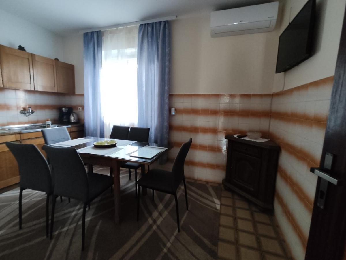 Apartment Teresa With Big Terrace Dramalj Crikvenica Eksteriør bilde