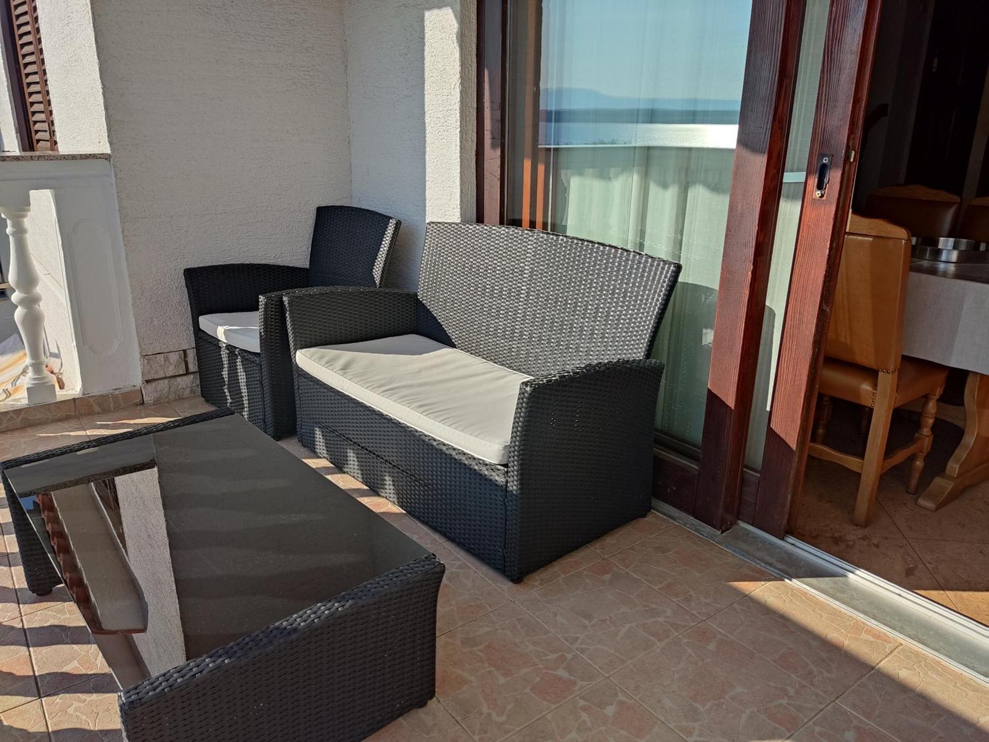 Apartment Teresa With Big Terrace Dramalj Crikvenica Eksteriør bilde